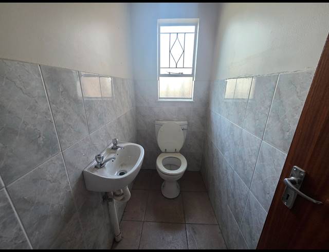 435M² WAREHOUSE FOR SALE IN BOOYSENS RESERVE